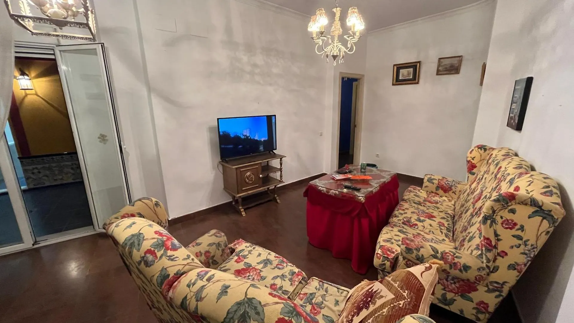 Apartamento En Pleno Centro De Marchena 3 Dormitorios 3 Banos Privados 0*, Marchena (Seville) Spain